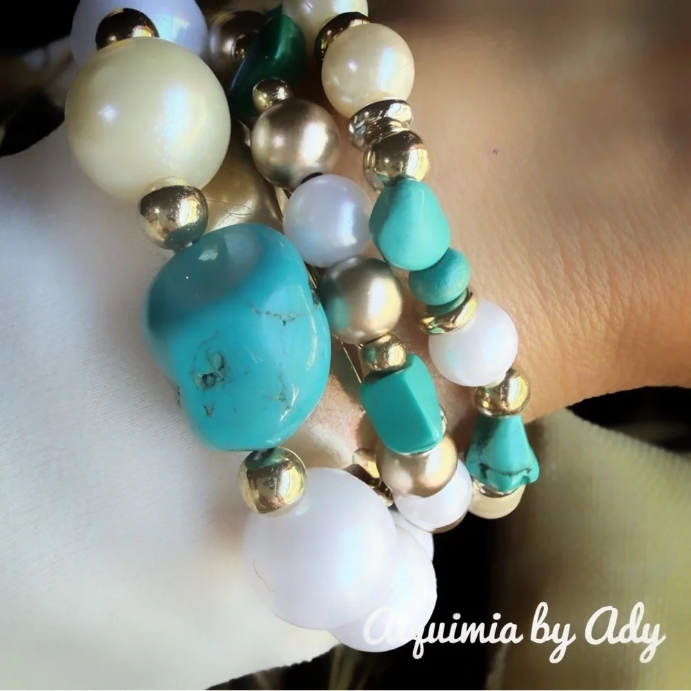 Big Turquoise and Gold Beaded Bracelet